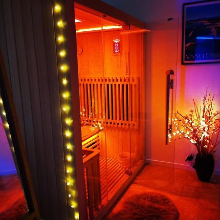 Spabyelleetlui Spa Rouge Ou Bleu Mouscron Exterior foto